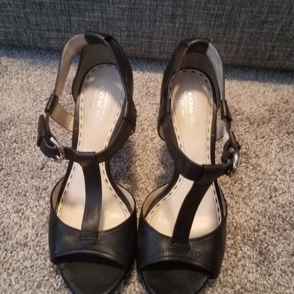 Coach heels - Picture 1 of 3